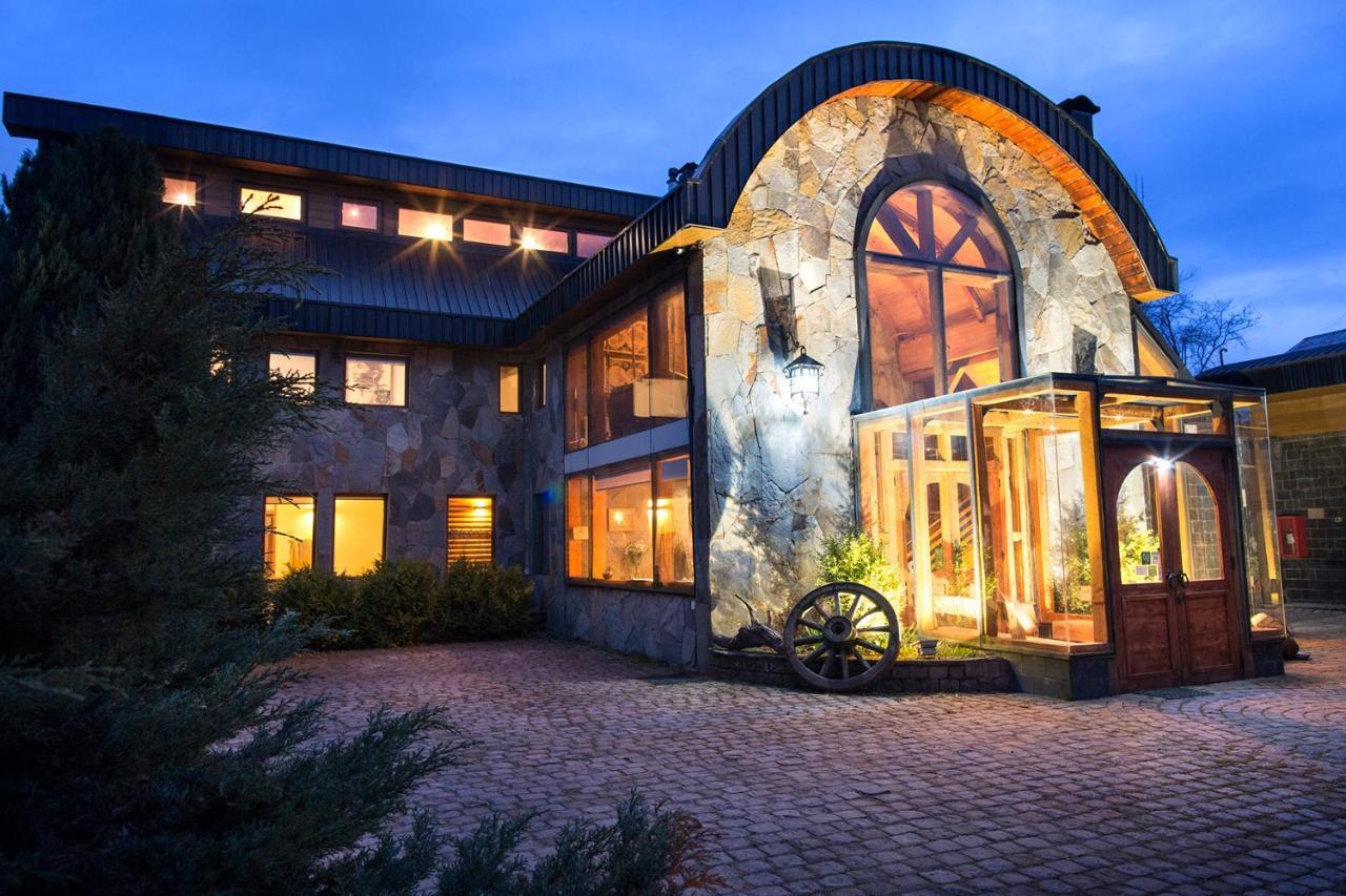 Nomades Hotel Boutique Coyhaique Exterior foto